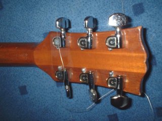 Deluxe28